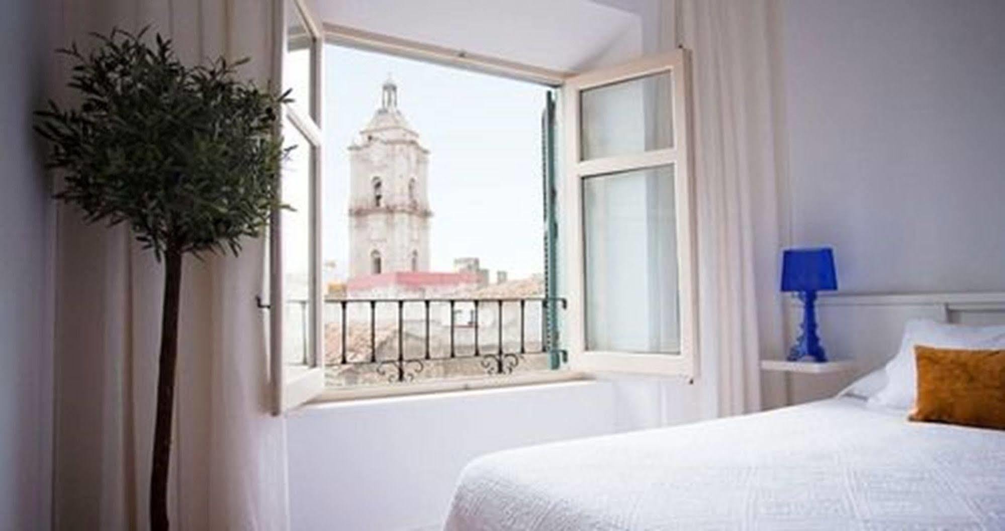 Urbanliving Liborio Leilighet Málaga Eksteriør bilde